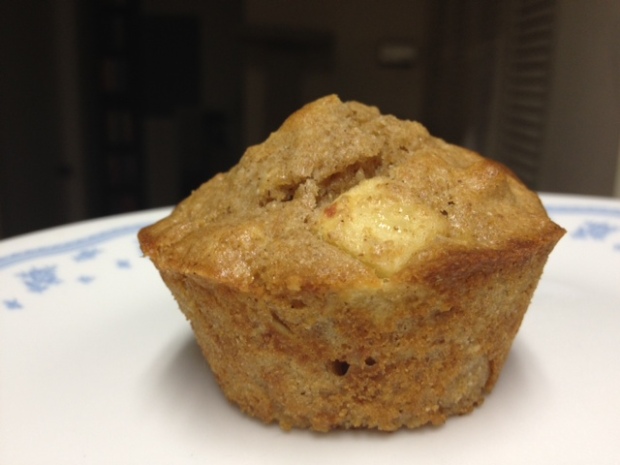 A good option to make for an easy breakfast at work...apple cinnamon muffins