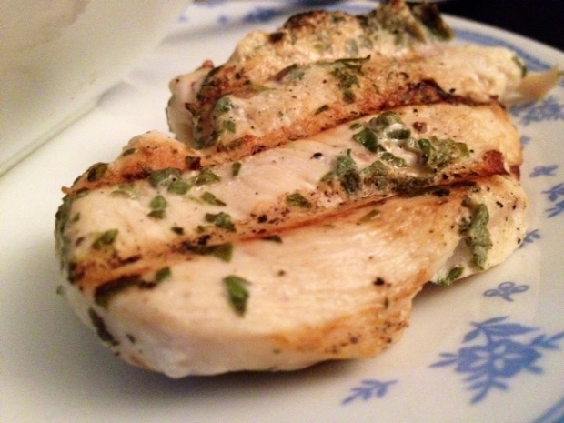 fresh herb grilled chicken finished3