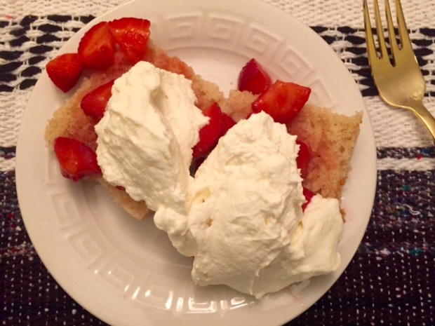 Super Moist Strawberry Shortcake for a Large Group